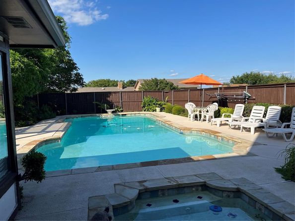2822  Colleen Drive , Garland Texas 75043