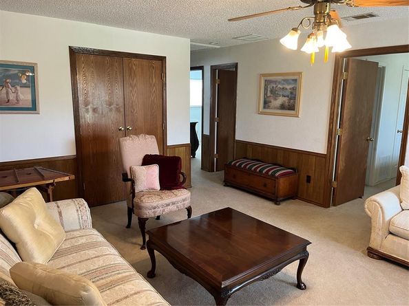 2822  Colleen Drive , Garland Texas 75043
