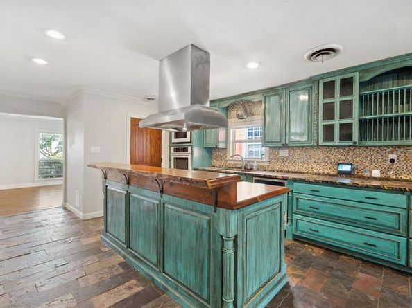 4604  Calmont Avenue , Fort Worth Texas 76107