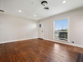 4604  Calmont Avenue , Fort Worth Texas 76107