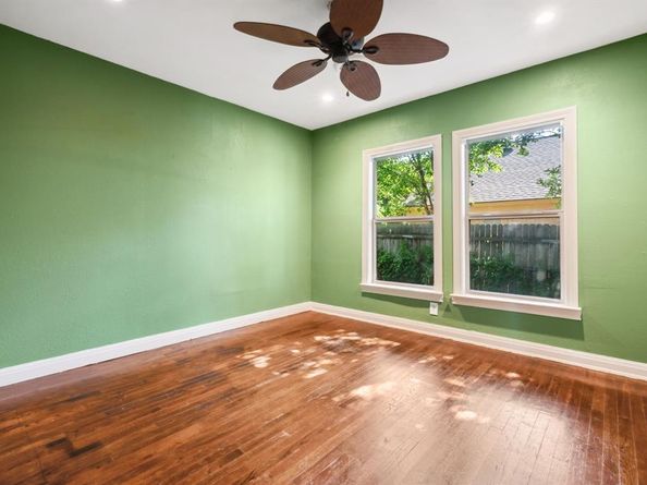4604  Calmont Avenue , Fort Worth Texas 76107