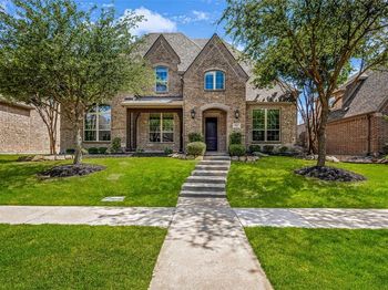 901  Clear Water Drive 