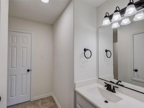 901  Clear Water Drive , Allen Texas 75013