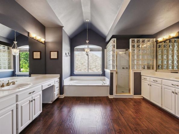 711  Sunset Hill Drive , Rockwall Texas 75087