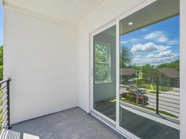 2721  Peabody Avenue , Dallas Texas 75215