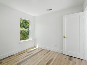 2721  Peabody Avenue , Dallas Texas 75215