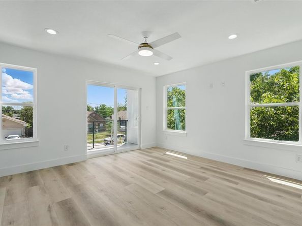 2721  Peabody Avenue , Dallas Texas 75215