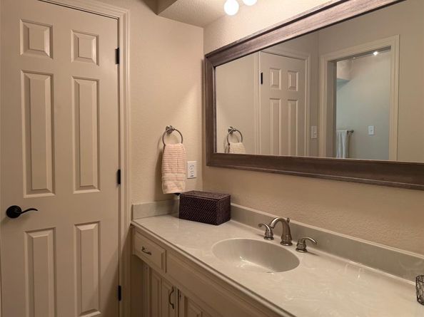 8  Ridge Drive , Hickory Creek Texas 75065