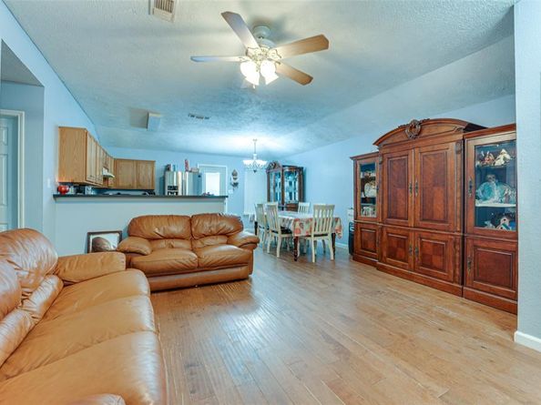 10320  Blackjack Oaks Drive , Dallas Texas 75227