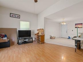 5344  Larimore Lane , Dallas Texas 75236