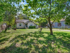5344  Larimore Lane , Dallas Texas 75236