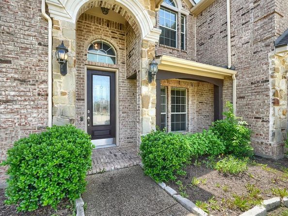 1302  Chippewa Court , Corinth Texas 76210