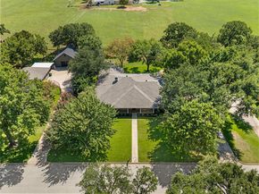 3501  Marsh Lane , Grapevine Texas 76051