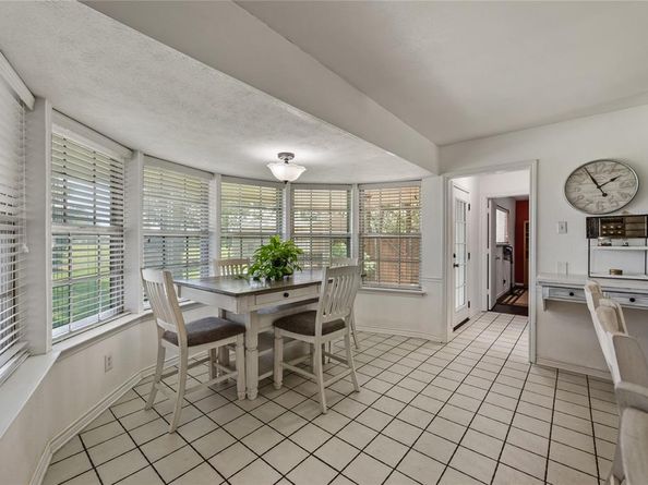 3501  Marsh Lane , Grapevine Texas 76051