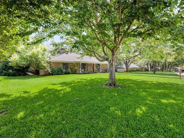 3501  Marsh Lane , Grapevine Texas 76051