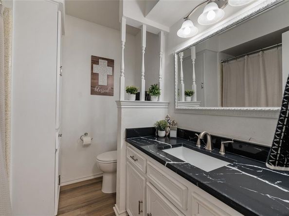 3501  Marsh Lane , Grapevine Texas 76051