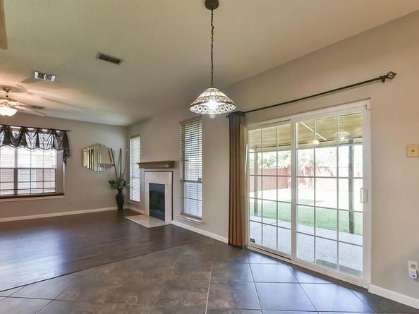 5008  Redwater Drive , Arlington Texas 76018