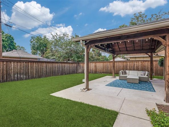 821  Daventry Drive , Garland Texas 75040