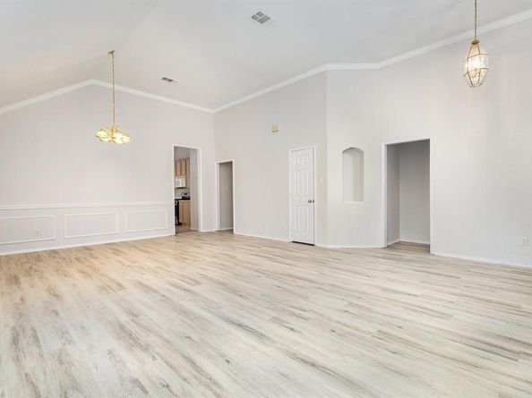 2704  Aspen Drive , McKinney Texas 75070