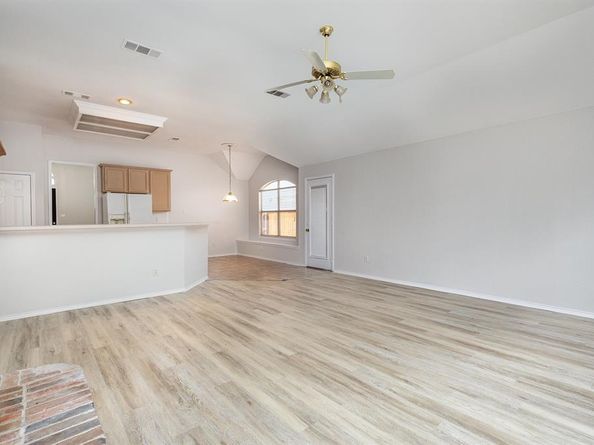 2704  Aspen Drive , McKinney Texas 75070