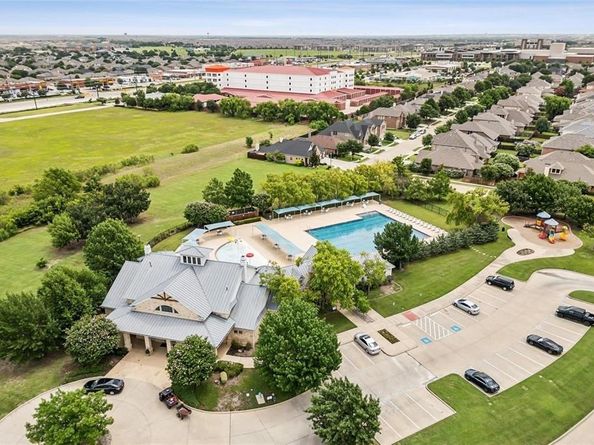 221  Redhead Drive , Little Elm Texas 75068