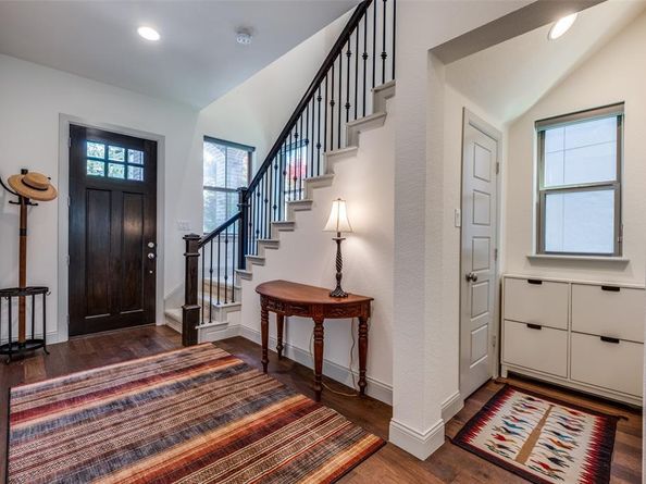 7044  Silverberry Street , Dallas Texas 75231