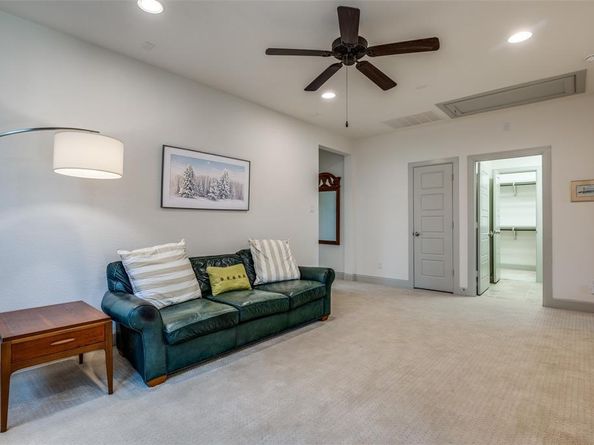 7044  Silverberry Street , Dallas Texas 75231