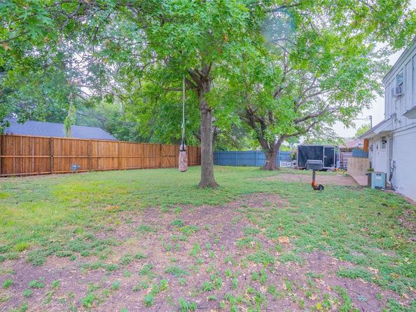 11350  Cactus Lane , Dallas Texas 75238