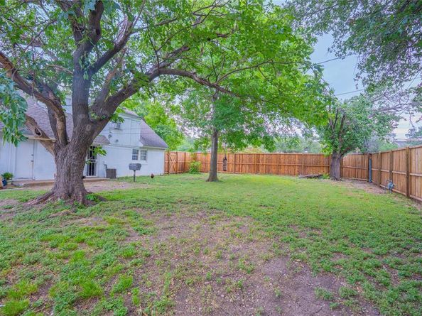 11350  Cactus Lane , Dallas Texas 75238