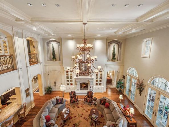 43  Braewood Place , Dallas Texas 75248