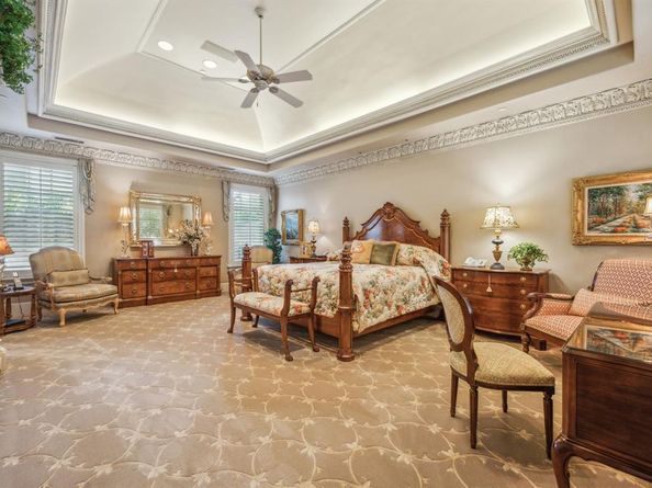 43  Braewood Place , Dallas Texas 75248