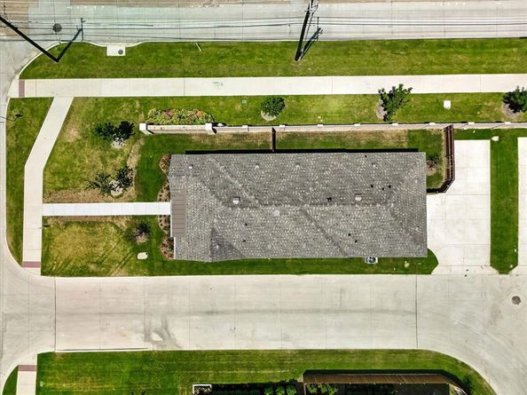 2000  Belvedere Street , Garland Texas 75041