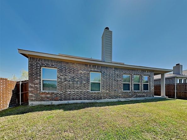 506  Robinson Way , Fate Texas 75189