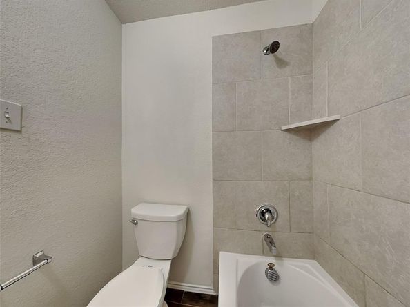 506  Robinson Way , Fate Texas 75189