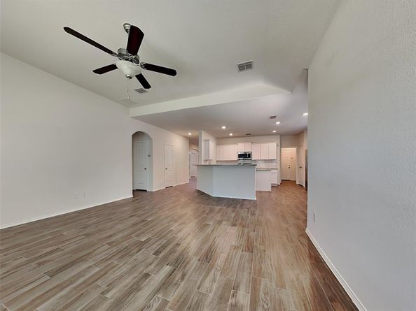 506  Robinson Way , Fate Texas 75189