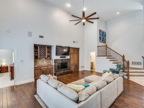 2504  Prestonwood Drive , Plano Texas 75093