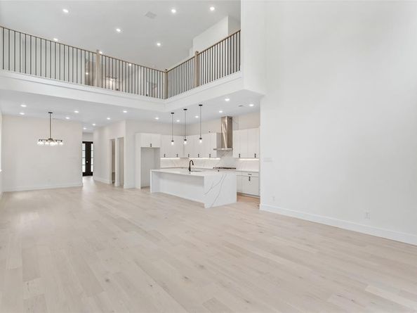 623  Parkview Avenue , Dallas Texas 75223