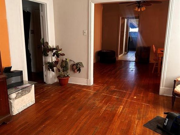4706  Parry Avenue , Dallas Texas 75223