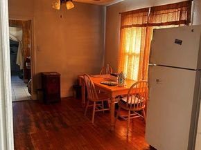 4706  Parry Avenue , Dallas Texas 75223