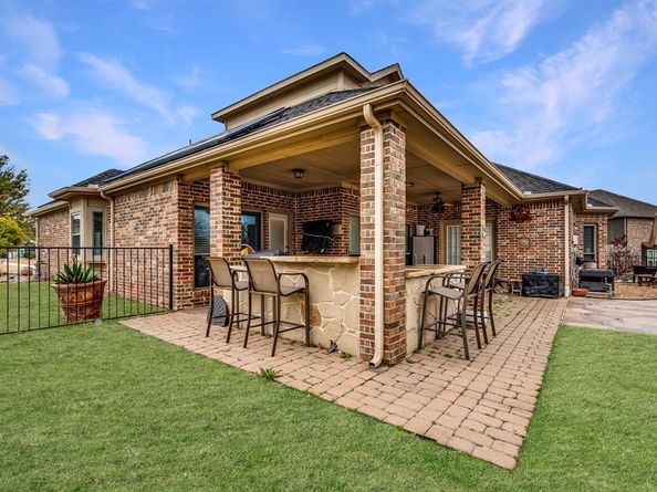 12129  Indian Creek Drive , Fort Worth Texas 76179