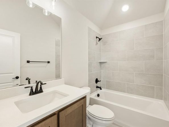 112  Woodlands Way , Balch Springs Texas 75181
