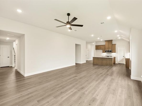 112  Woodlands Way , Balch Springs Texas 75181