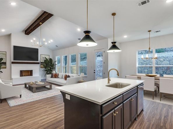 786  Sterling Drive , Benbrook Texas 76126