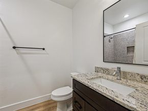 2130  Roanoke Avenue , Dallas Texas 75235