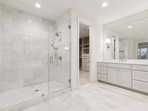 9514  Still Creek Lane , Dallas Texas 75238