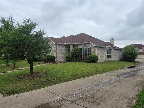 301  Rain Tree Drive , Sunnyvale Texas 75182