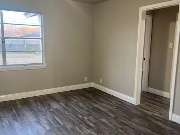 420  Glenwood Terrace , Hurst Texas 76053