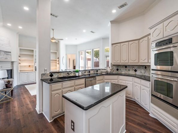 3907  Granbury Drive , Dallas Texas 75287
