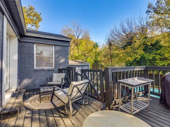 702  Reverchon Drive , Dallas Texas 75211