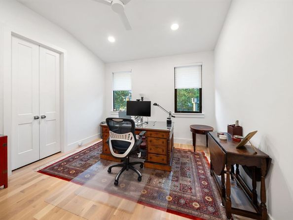 5019  Lark Lane , Dallas Texas 75209